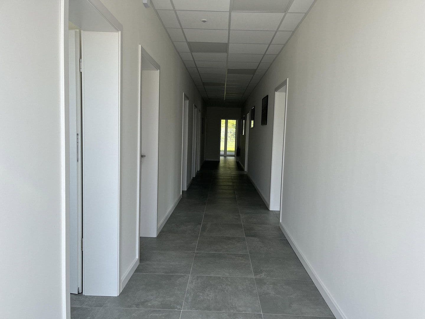 Pronájem kanceláře 148 m², Dr.-Gildemeister-Str. 12, Scharbeutz, Šlesvicko-Holštýnsko Pronájem kanceláře 148 m², Dr.-Gildemeister-Str. 12, Scharbeutz, Šlesvicko-Holštýnsko
