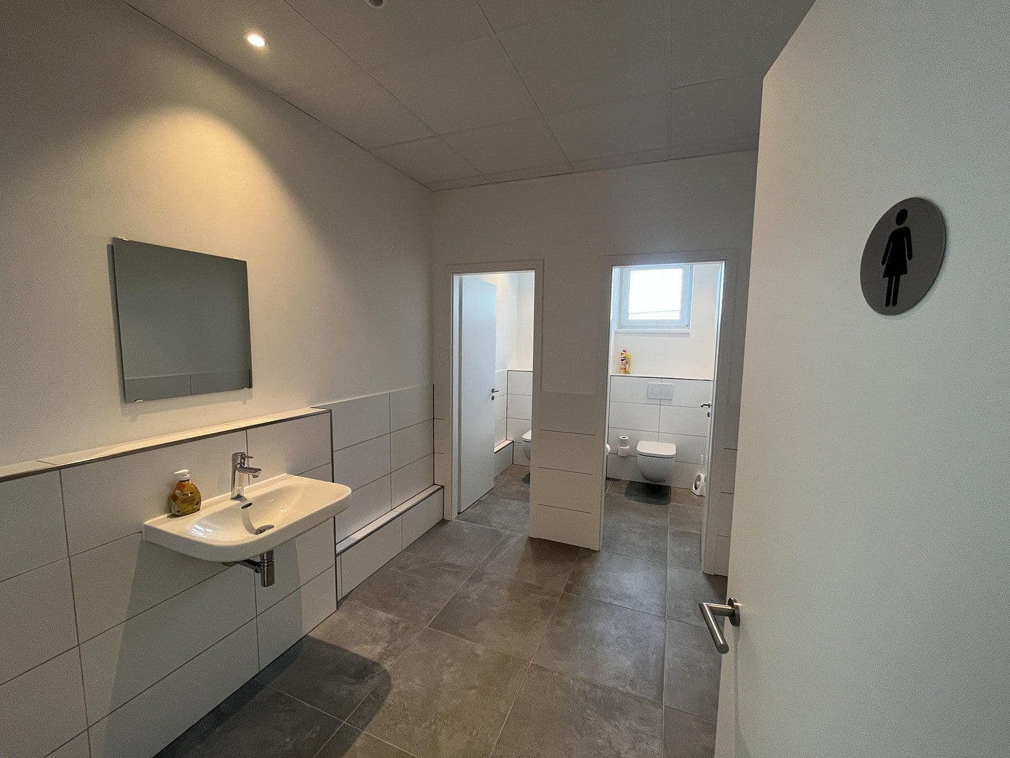 Pronájem kanceláře 148 m², Dr.-Gildemeister-Str. 12, Scharbeutz, Šlesvicko-Holštýnsko Pronájem kanceláře 148 m², Dr.-Gildemeister-Str. 12, Scharbeutz, Šlesvicko-Holštýnsko