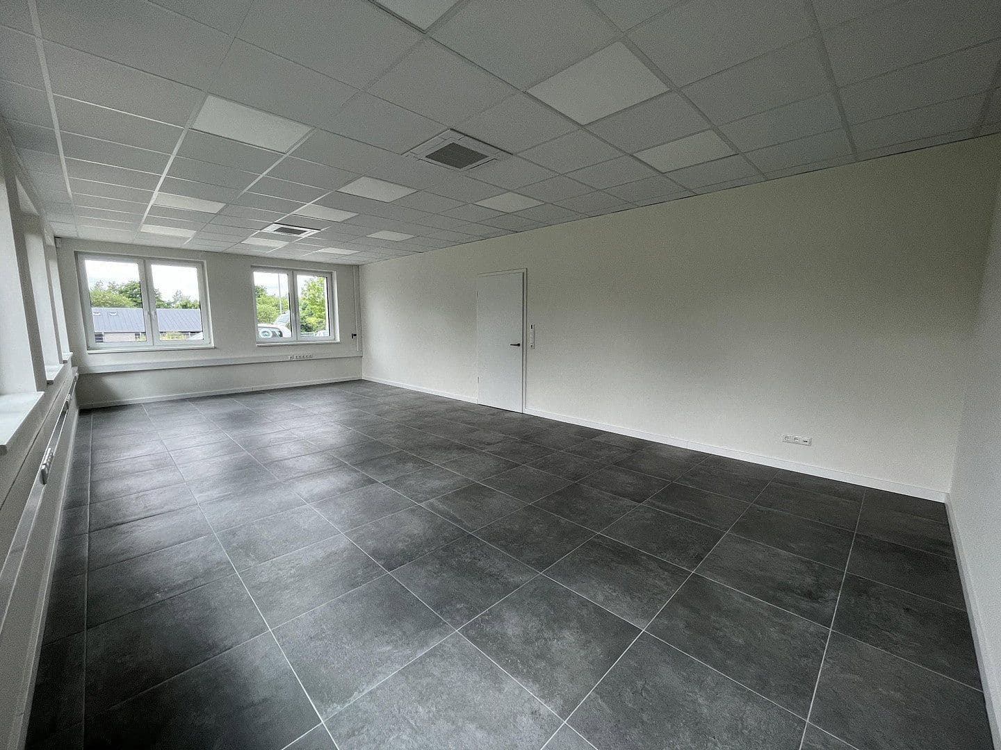 Pronájem kanceláře 148 m², Dr.-Gildemeister-Str. 12, Scharbeutz, Šlesvicko-Holštýnsko Pronájem kanceláře 148 m², Dr.-Gildemeister-Str. 12, Scharbeutz, Šlesvicko-Holštýnsko