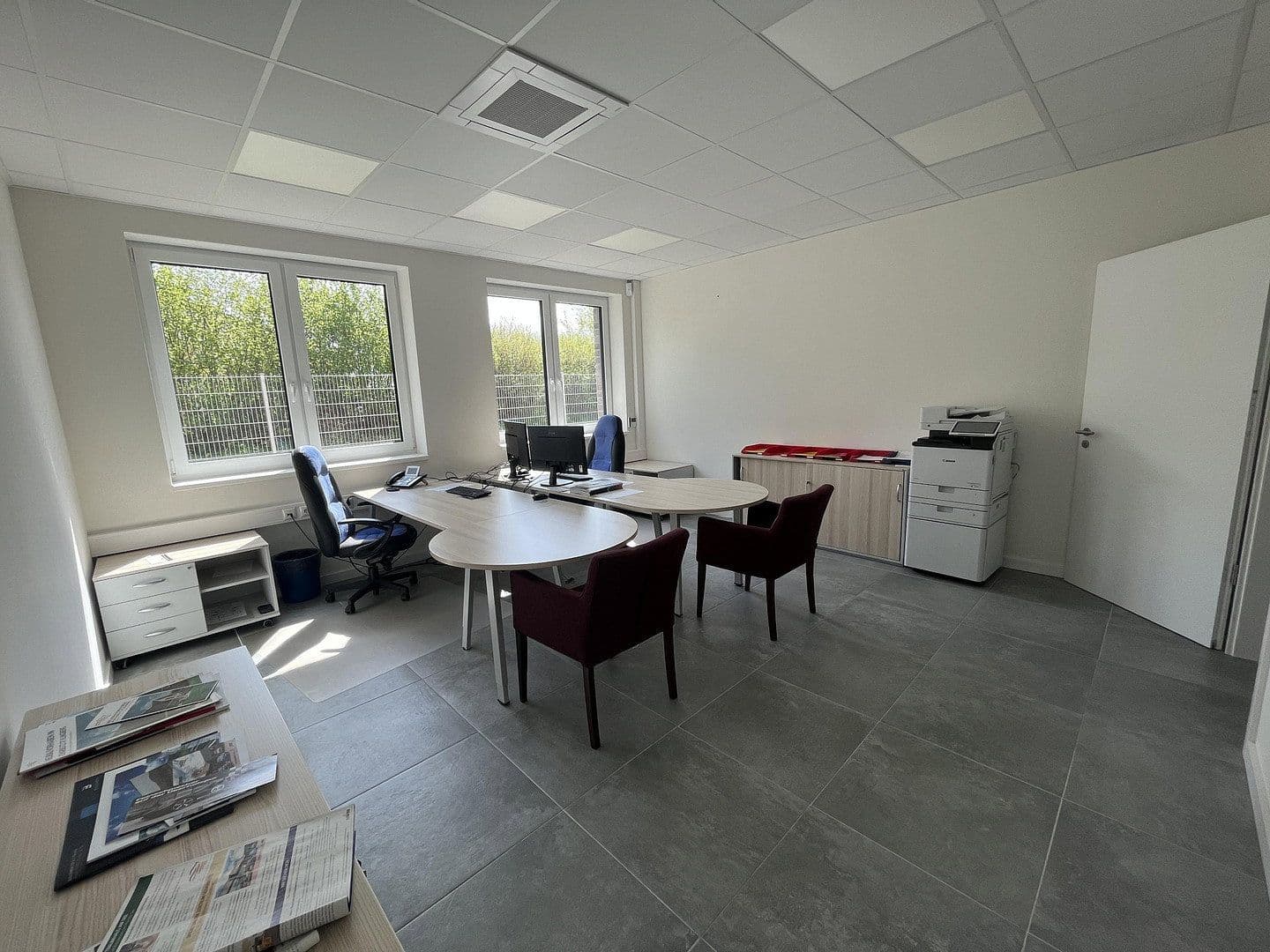 Pronájem kanceláře 148 m², Dr.-Gildemeister-Str. 12, Scharbeutz, Šlesvicko-Holštýnsko Pronájem kanceláře 148 m², Dr.-Gildemeister-Str. 12, Scharbeutz, Šlesvicko-Holštýnsko