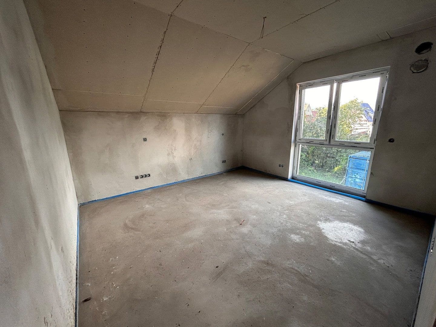 Prodej domu 120 m², pozemek 750 m², Delmenhorst, Dolní Sasko Prodej domu 120 m², pozemek 750 m², Delmenhorst, Dolní Sasko
