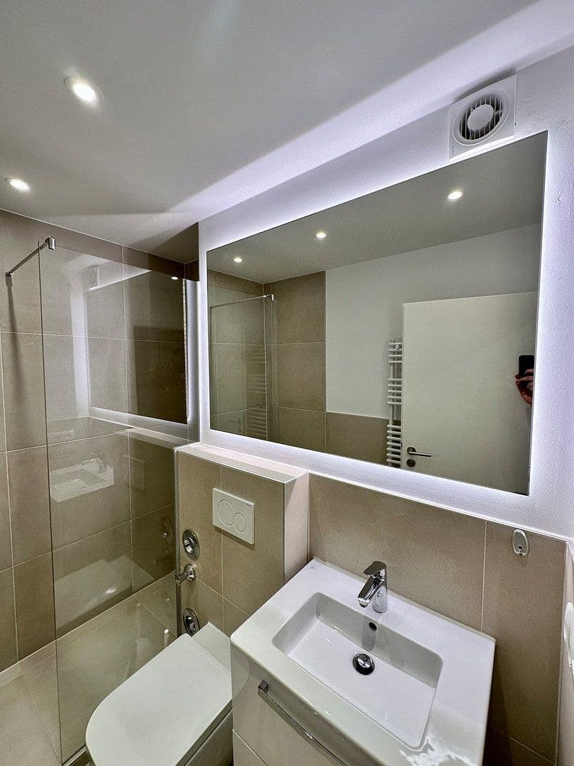Pronájem bytu 1+1 28 m², Streitfeldstr., (Berg-am-Laim), München, Bavorsko Pronájem bytu 1+1 28 m², Streitfeldstr., (Berg-am-Laim), München, Bavorsko