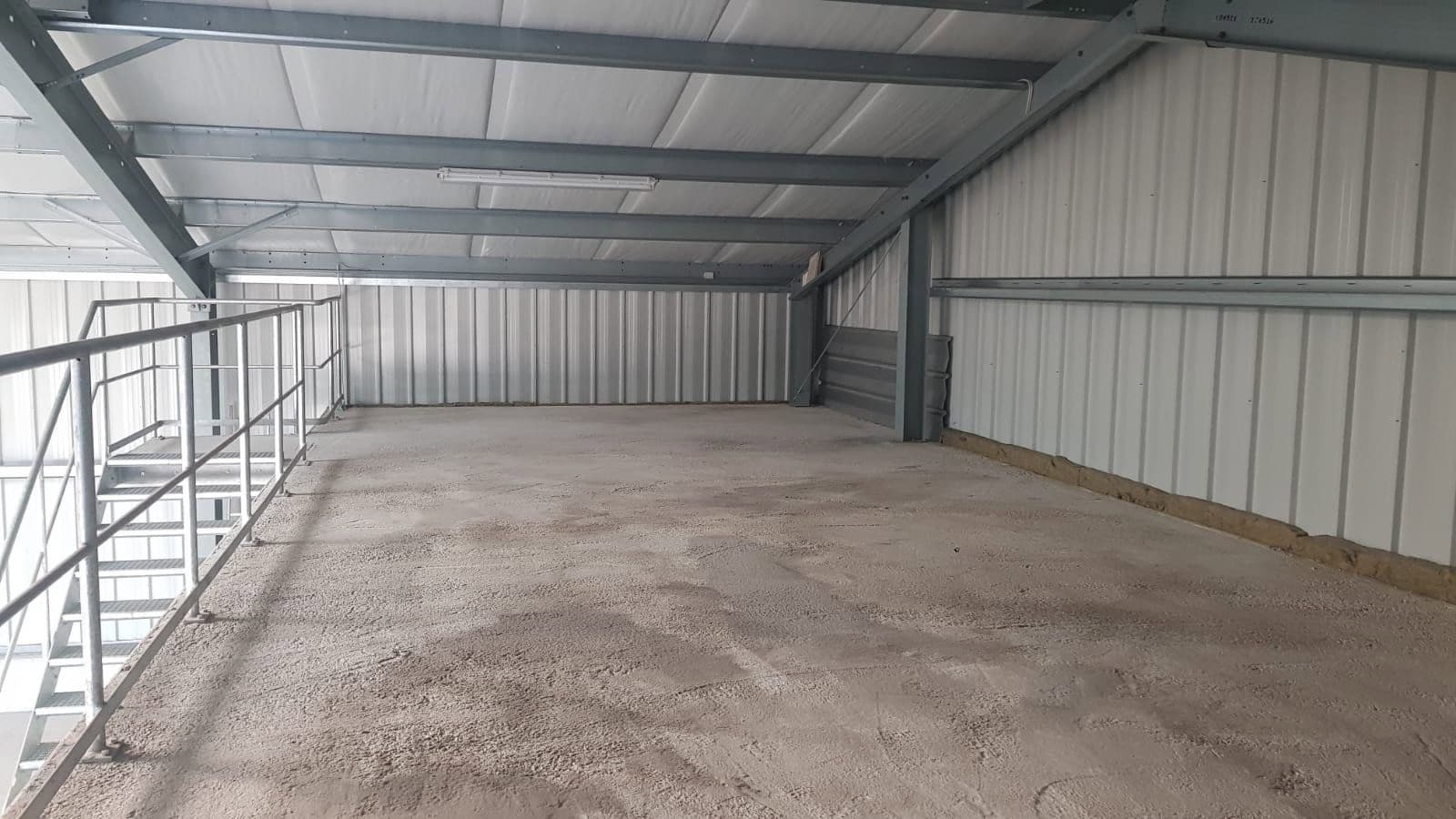 Pronájem nebytového prostoru 3.000 m², Elsbethenring 20, Pfeffenhausen, Bavorsko Pronájem nebytového prostoru 3.000 m², Elsbethenring 20, Pfeffenhausen, Bavorsko
