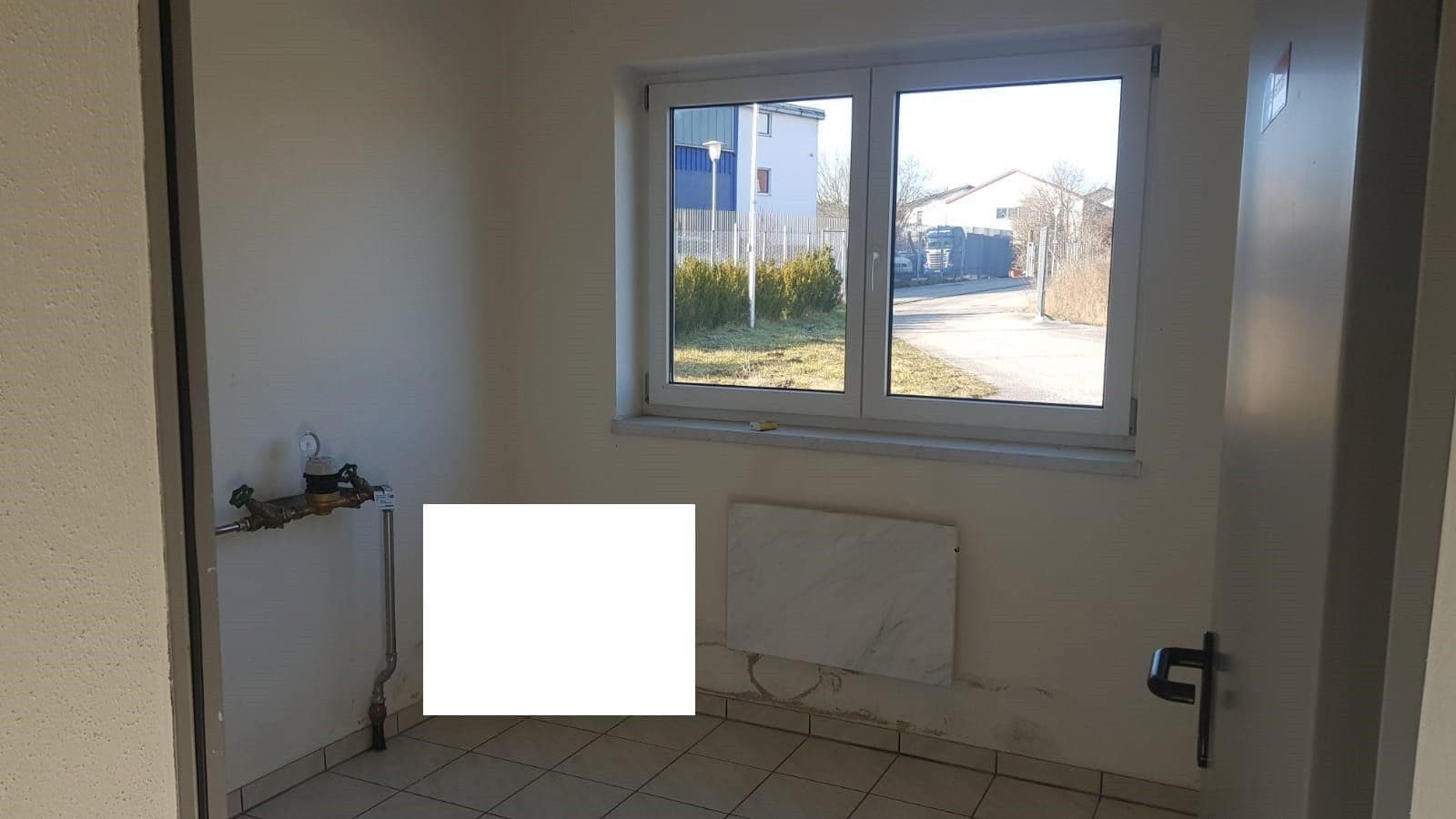 Pronájem nebytového prostoru 3.000 m², Elsbethenring 20, Pfeffenhausen, Bavorsko Pronájem nebytového prostoru 3.000 m², Elsbethenring 20, Pfeffenhausen, Bavorsko