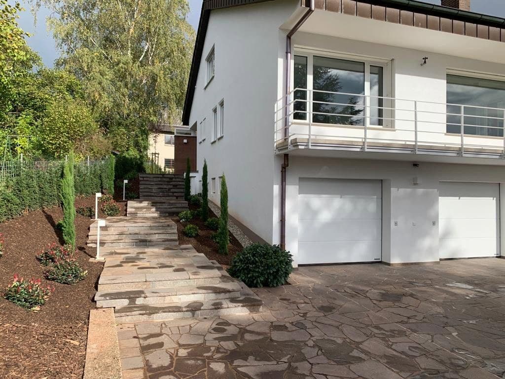 Pronájem domu 300 m², pozemek 1.899 m², Bürgstadt, Bavorsko Pronájem domu 300 m², pozemek 1.899 m², Bürgstadt, Bavorsko
