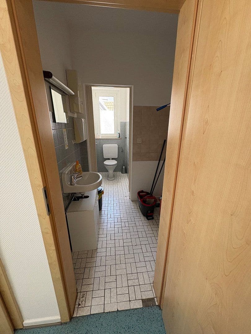 Pronájem kanceláře 103 m², Kaltenherberg, Burscheid, Severní Porýní-Vestfálsko Pronájem kanceláře 103 m², Kaltenherberg, Burscheid, Severní Porýní-Vestfálsko