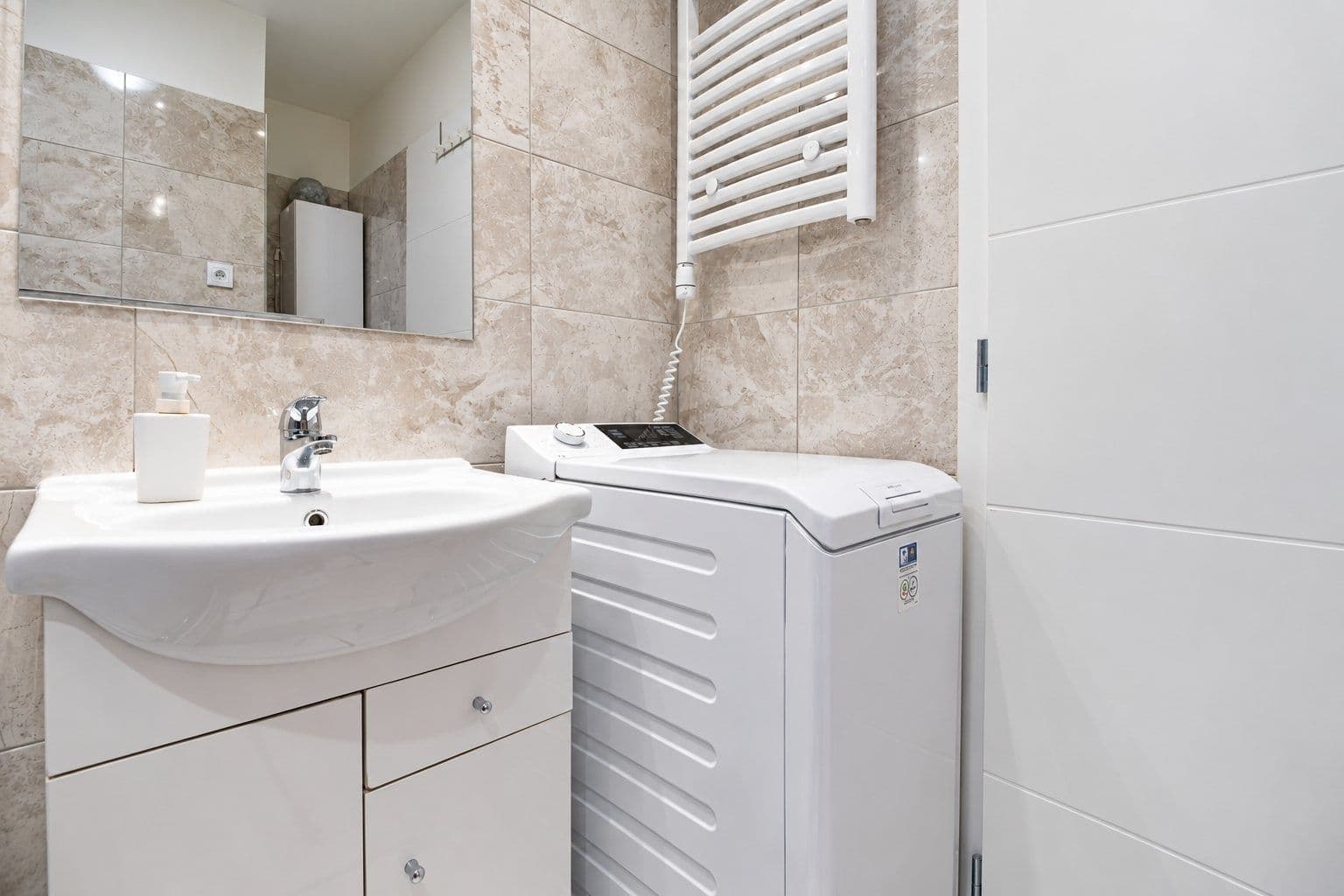 Pronájem bytu 2+kk 69 m², Březenská, Praha, Praha Pronájem bytu 2+kk 69 m², Březenská, Praha, Praha