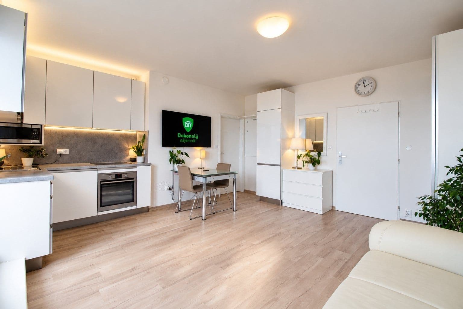 Pronájem bytu 2+kk 69 m², Březenská, Praha, Praha Pronájem bytu 2+kk 69 m², Březenská, Praha, Praha