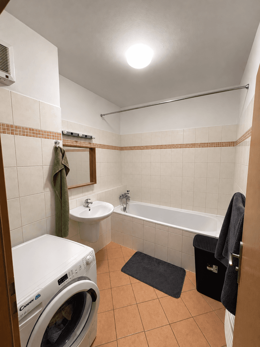Pronájem bytu 2+kk 48 m², Berlínská, Praha, Praha Pronájem bytu 2+kk 48 m², Berlínská, Praha, Praha