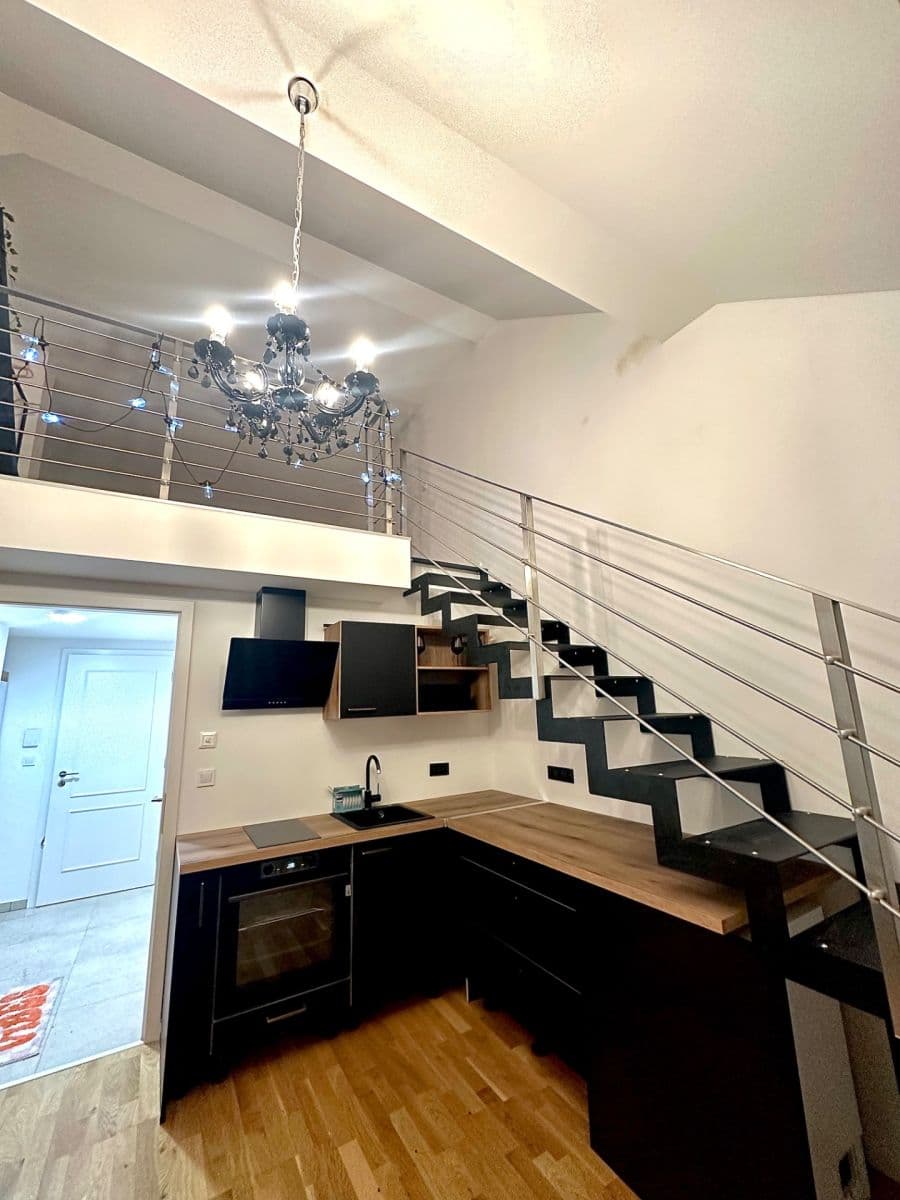 Pronájem bytu 2+kk 39 m², Ječná, Praha, Praha Pronájem bytu 2+kk 39 m², Ječná, Praha, Praha