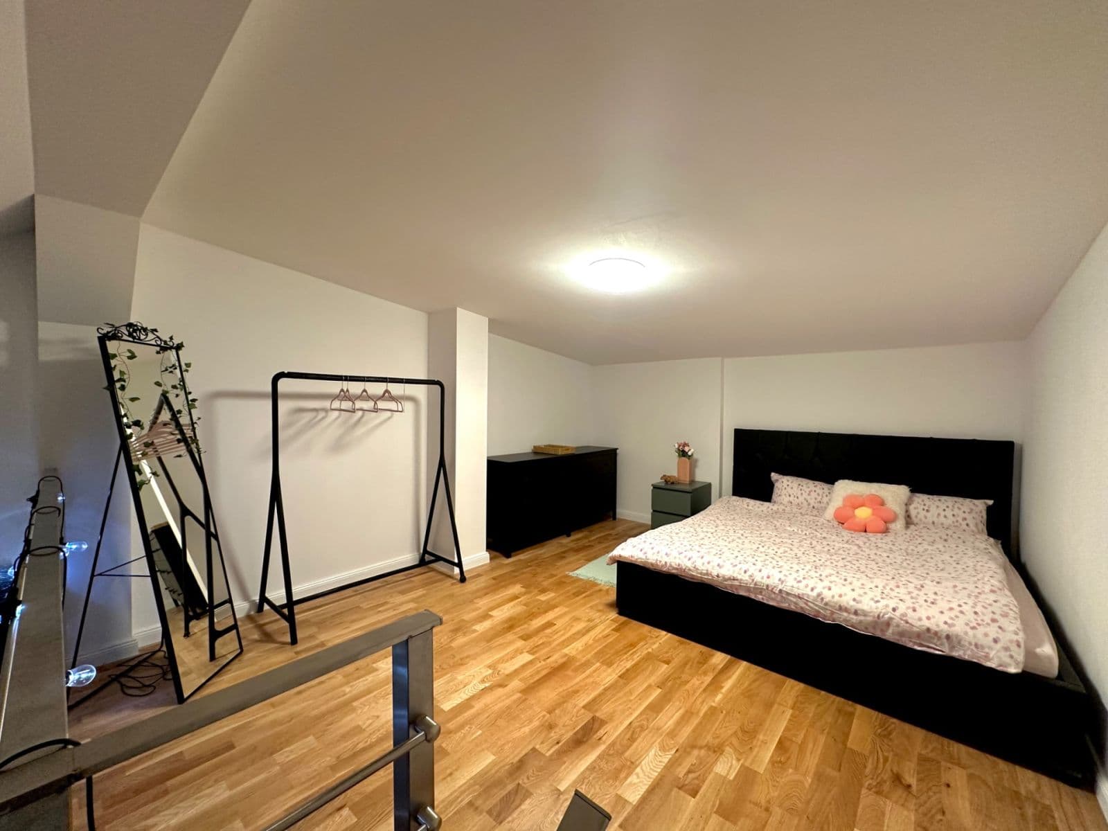 Pronájem bytu 2+kk 39 m², Ječná, Praha, Praha Pronájem bytu 2+kk 39 m², Ječná, Praha, Praha