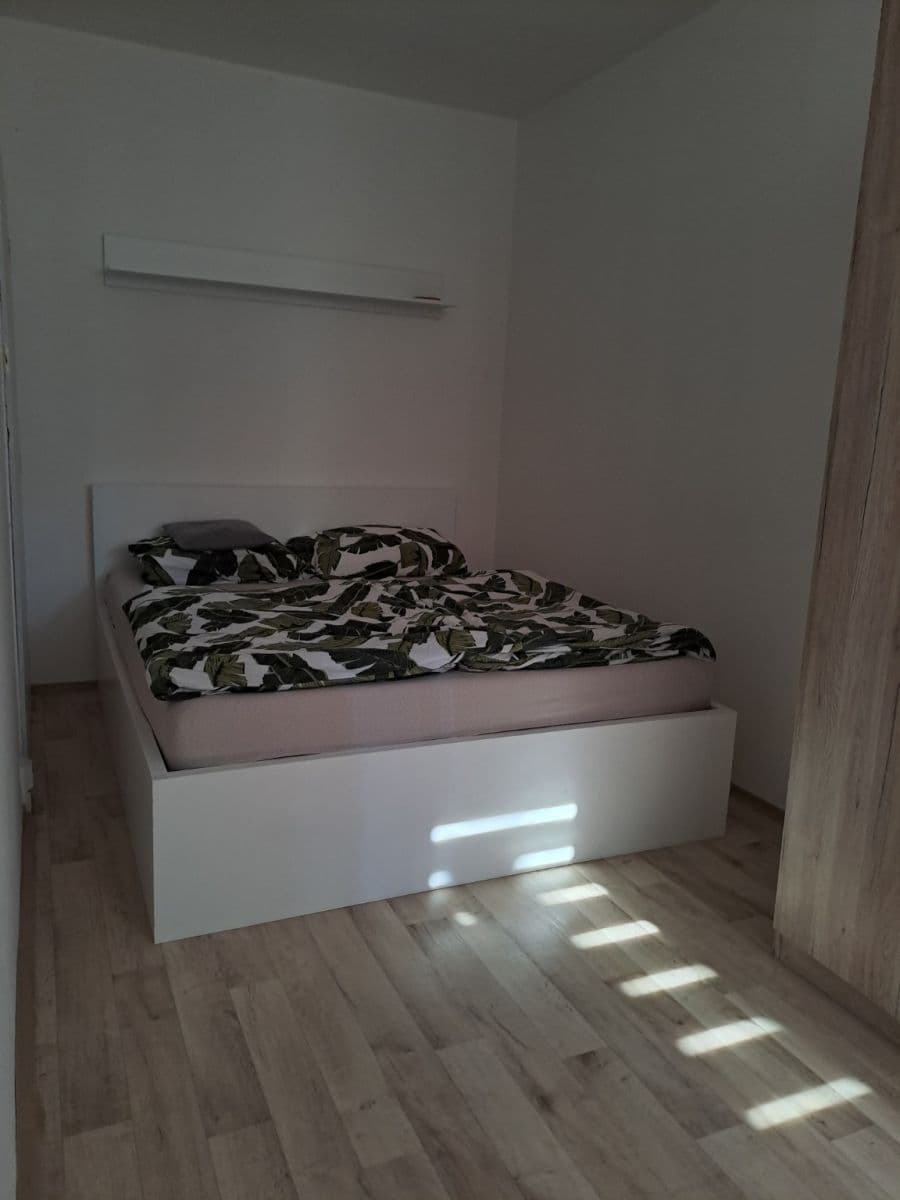 Pronájem bytu 2+1 44 m², Jana Maluchy, Ostrava, Moravskoslezský kraj Pronájem bytu 2+1 44 m², Jana Maluchy, Ostrava, Moravskoslezský kraj