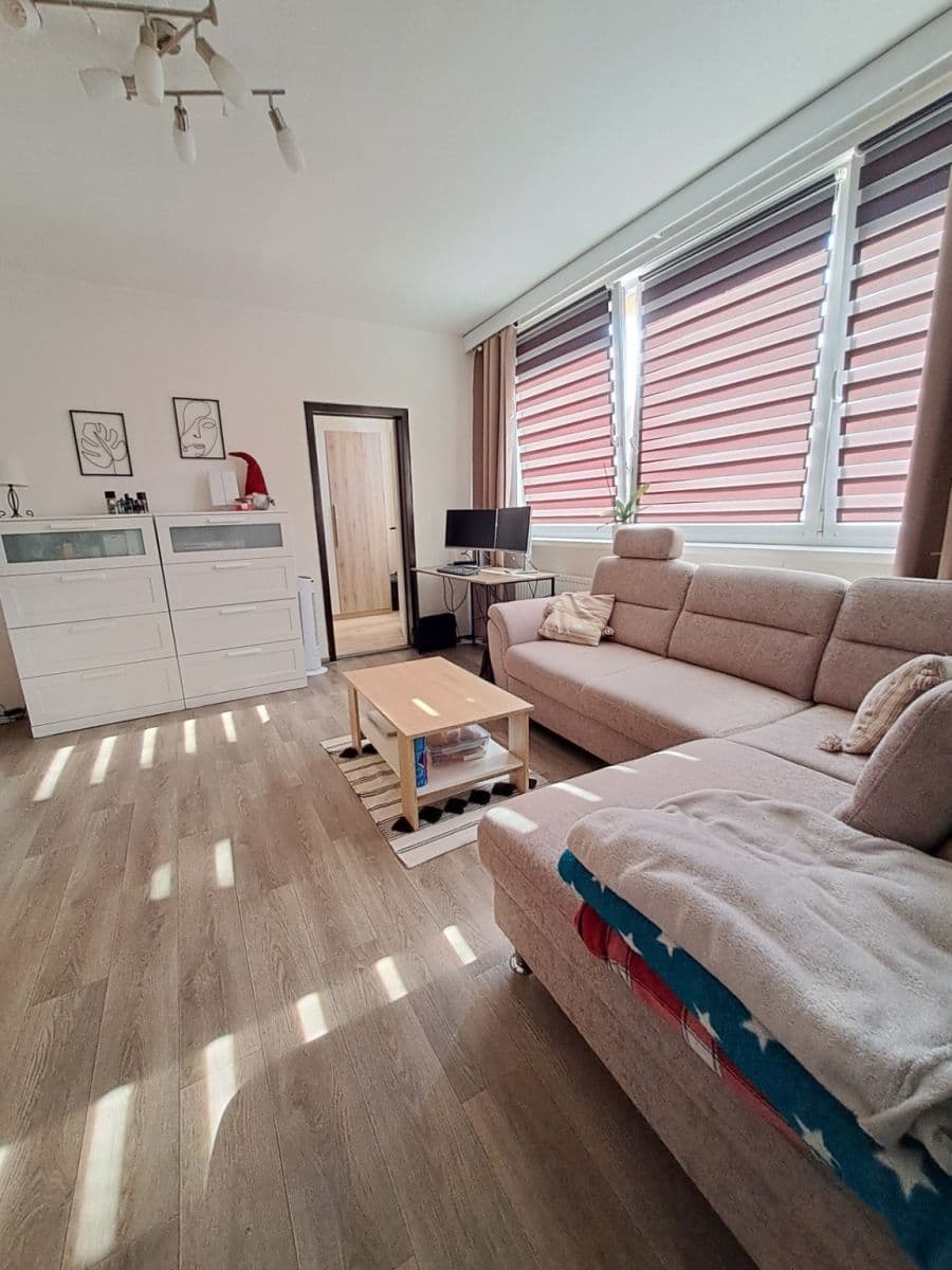 Pronájem bytu 2+1 44 m², Jana Maluchy, Ostrava, Moravskoslezský kraj Pronájem bytu 2+1 44 m², Jana Maluchy, Ostrava, Moravskoslezský kraj