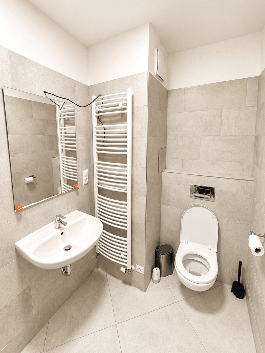 Prodej bytu 1+kk 38 m², Kadečkové, Praha, Praha Prodej bytu 1+kk 38 m², Kadečkové, Praha, Praha