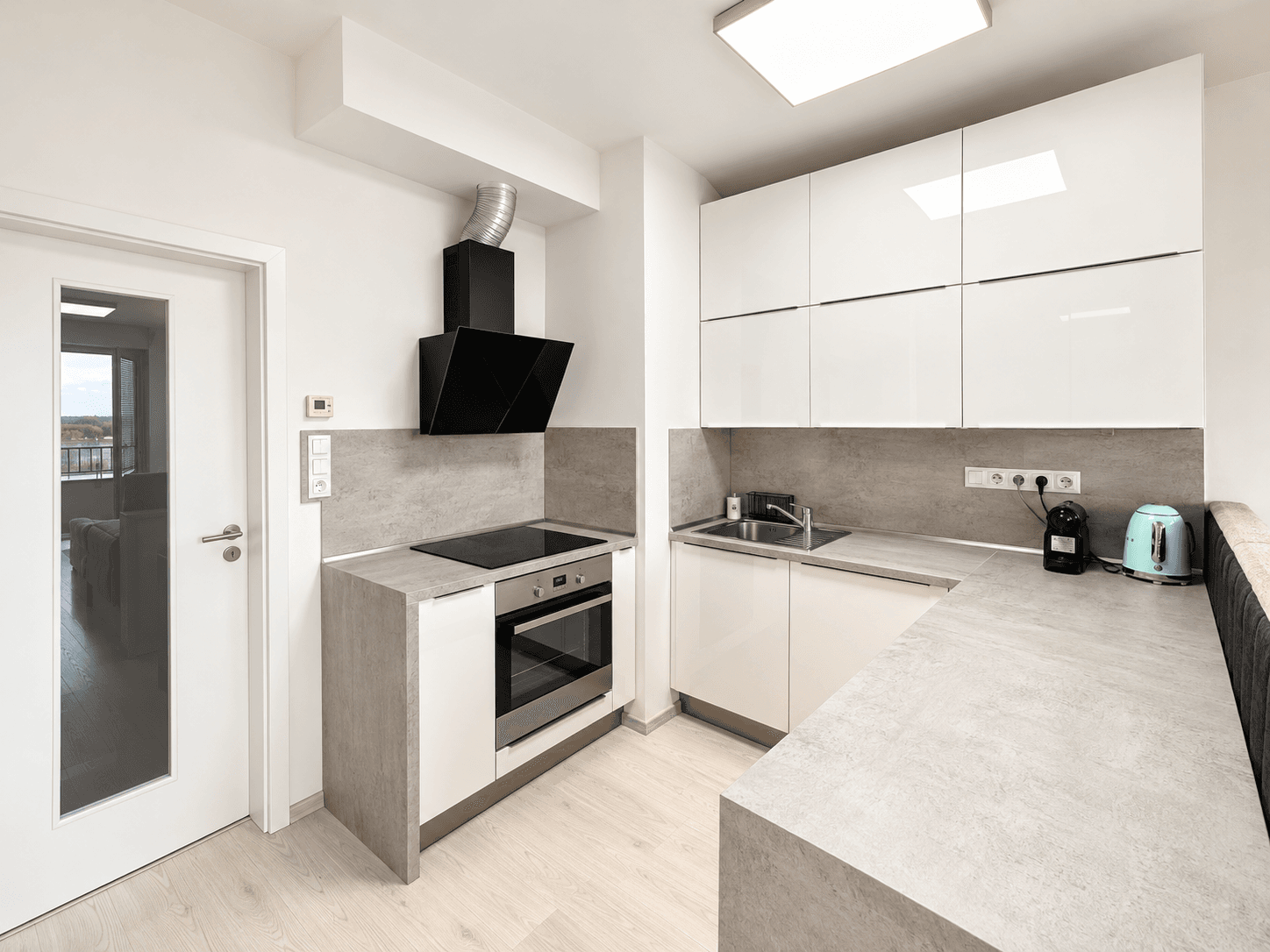 Prodej bytu 1+kk 38 m², Kadečkové, Praha, Praha Prodej bytu 1+kk 38 m², Kadečkové, Praha, Praha