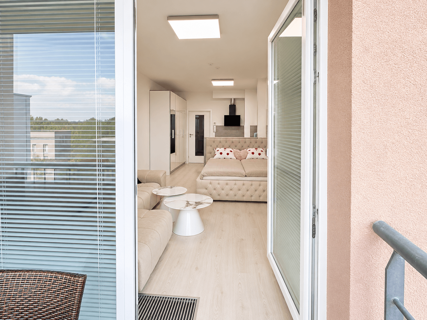 Prodej bytu 1+kk 38 m², Kadečkové, Praha, Praha Prodej bytu 1+kk 38 m², Kadečkové, Praha, Praha
