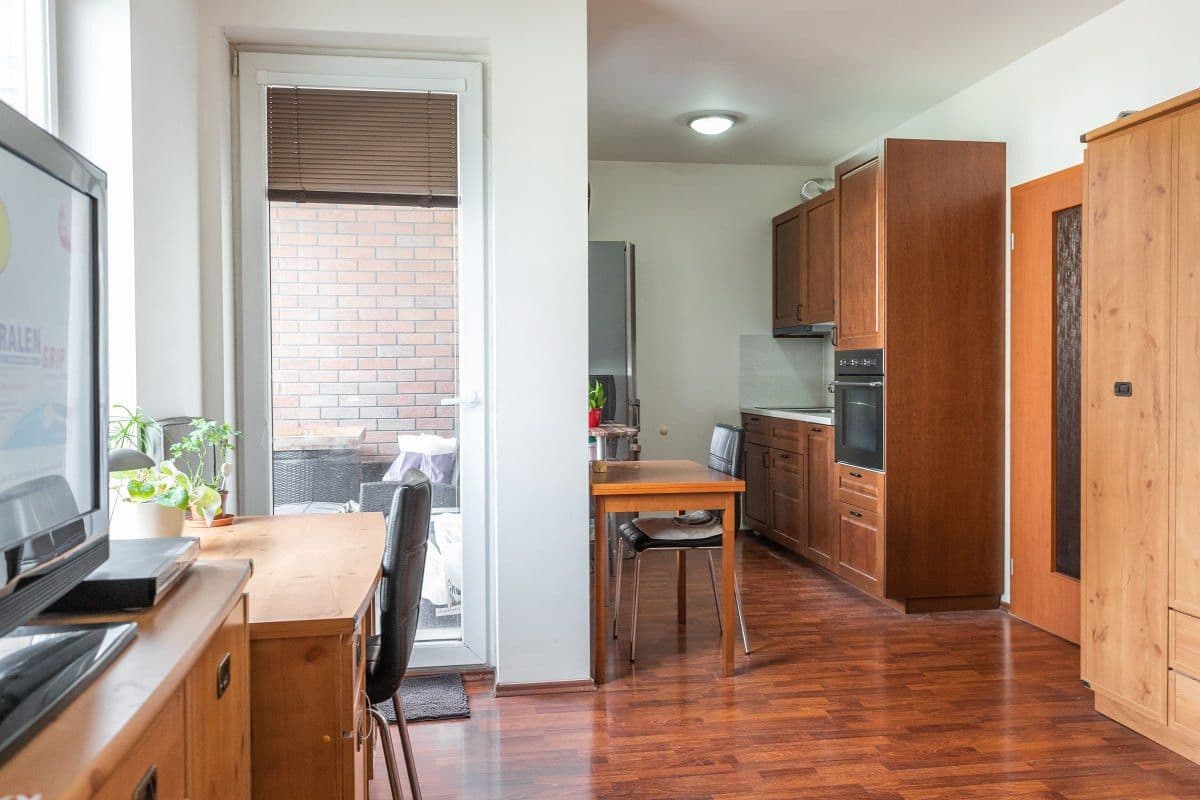 Prodej bytu 1+kk 35 m², Františka Jansy, Praha, Praha Prodej bytu 1+kk 35 m², Františka Jansy, Praha, Praha