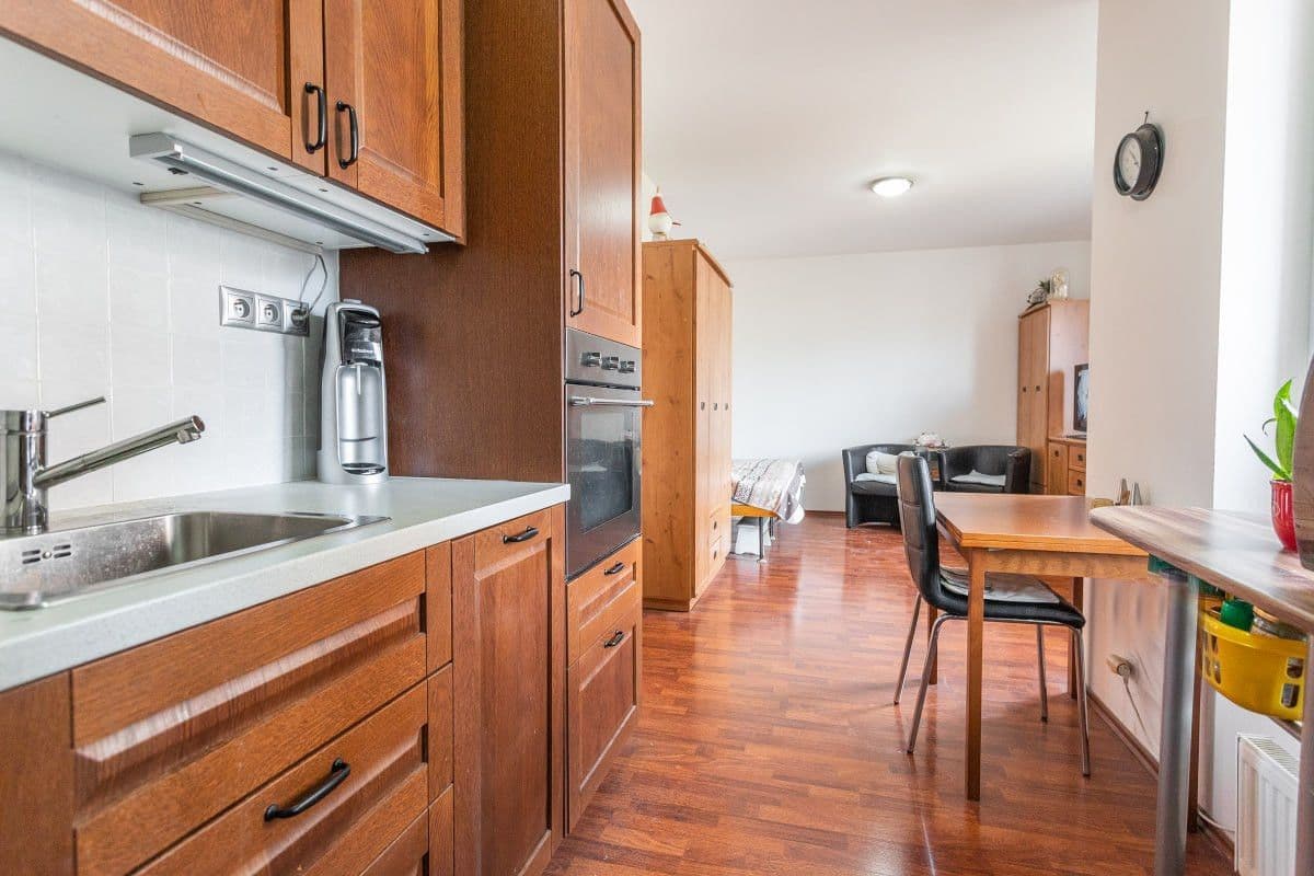 Prodej bytu 1+kk 35 m², Františka Jansy, Praha, Praha Prodej bytu 1+kk 35 m², Františka Jansy, Praha, Praha