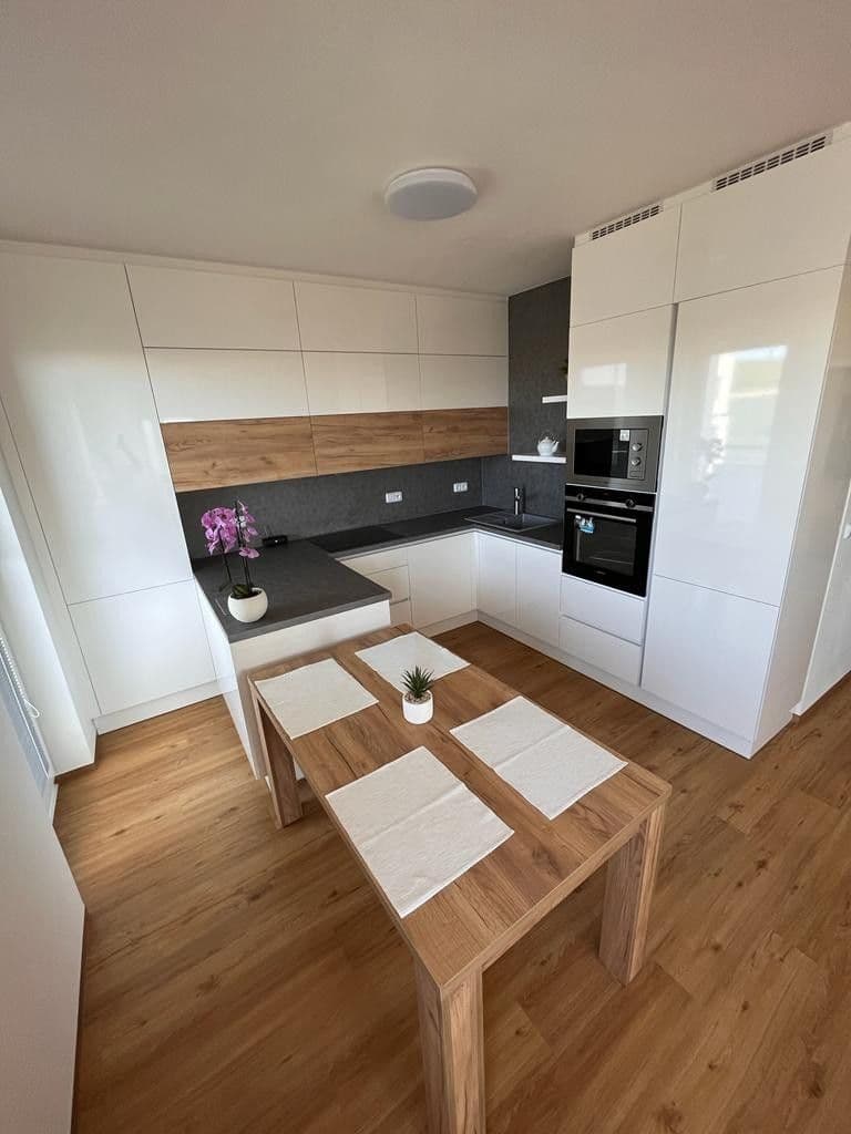 Pronájem bytu 3+kk 67 m², Komenského, Fryšták, Zlínský kraj Pronájem bytu 3+kk 67 m², Komenského, Fryšták, Zlínský kraj