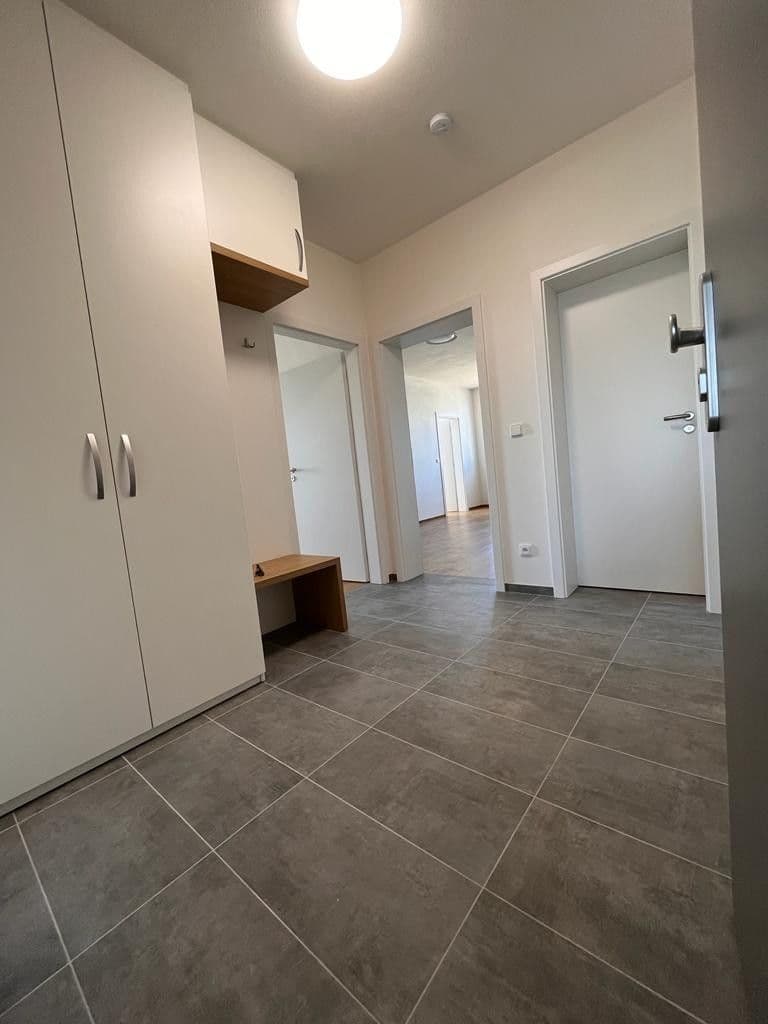Pronájem bytu 3+kk 67 m², Komenského, Fryšták, Zlínský kraj Pronájem bytu 3+kk 67 m², Komenského, Fryšták, Zlínský kraj