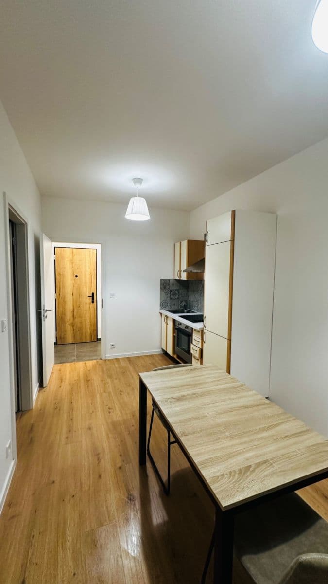 Pronájem bytu 2+kk 36 m², Elišky Přemyslovny, Praha, Praha Pronájem bytu 2+kk 36 m², Elišky Přemyslovny, Praha, Praha