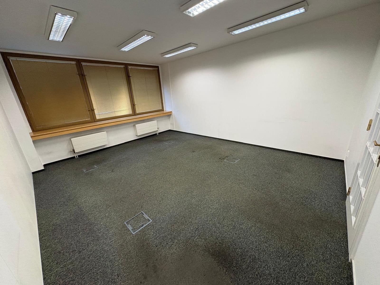 Pronájem nebytového prostoru 25 m², Purkyňova, Praha, Praha Pronájem nebytového prostoru 25 m², Purkyňova, Praha, Praha