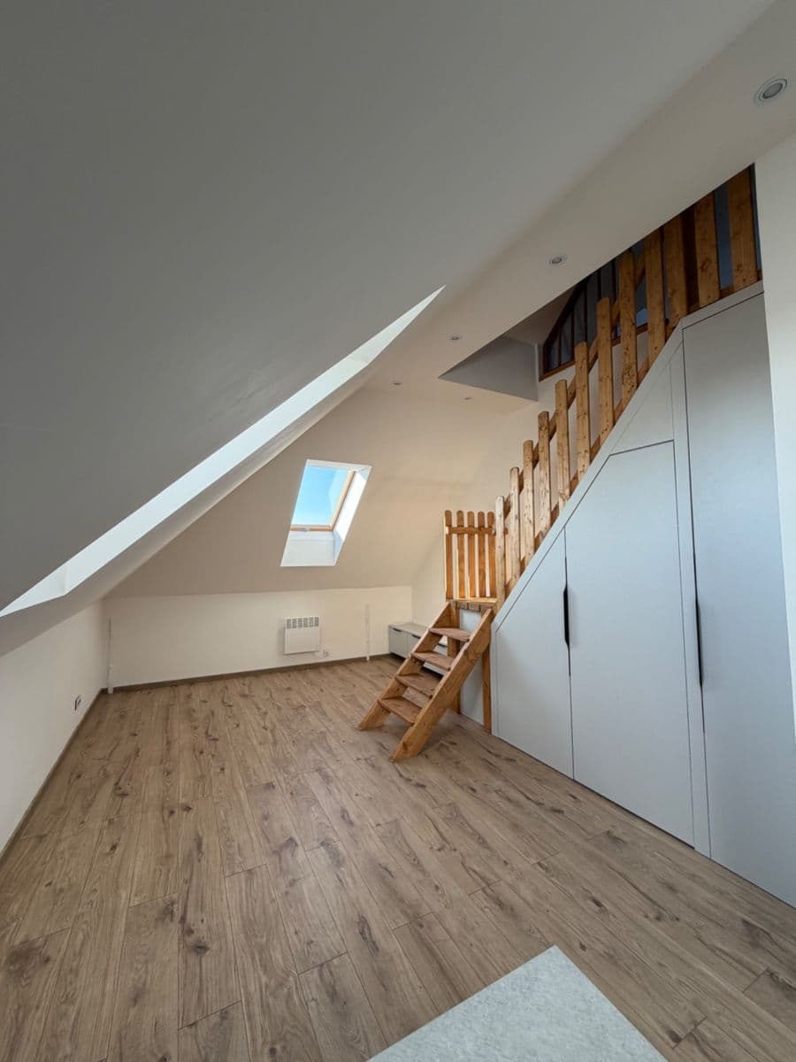 Pronájem bytu 1+kk 66 m², Komenského, Nymburk, Středočeský kraj Pronájem bytu 1+kk 66 m², Komenského, Nymburk, Středočeský kraj
