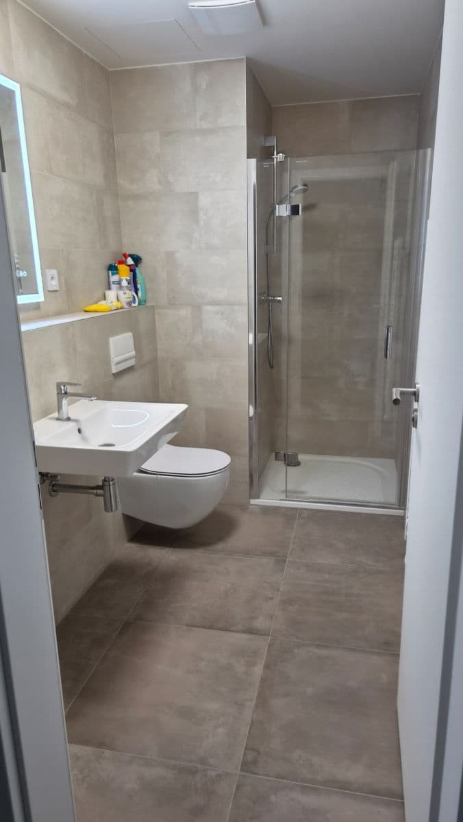 Pronájem bytu 2+kk 47 m², Arnošta Valenty, Praha, Praha Pronájem bytu 2+kk 47 m², Arnošta Valenty, Praha, Praha