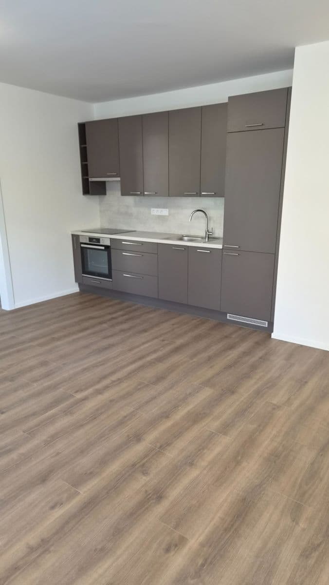 Pronájem bytu 2+kk 47 m², Arnošta Valenty, Praha, Praha Pronájem bytu 2+kk 47 m², Arnošta Valenty, Praha, Praha