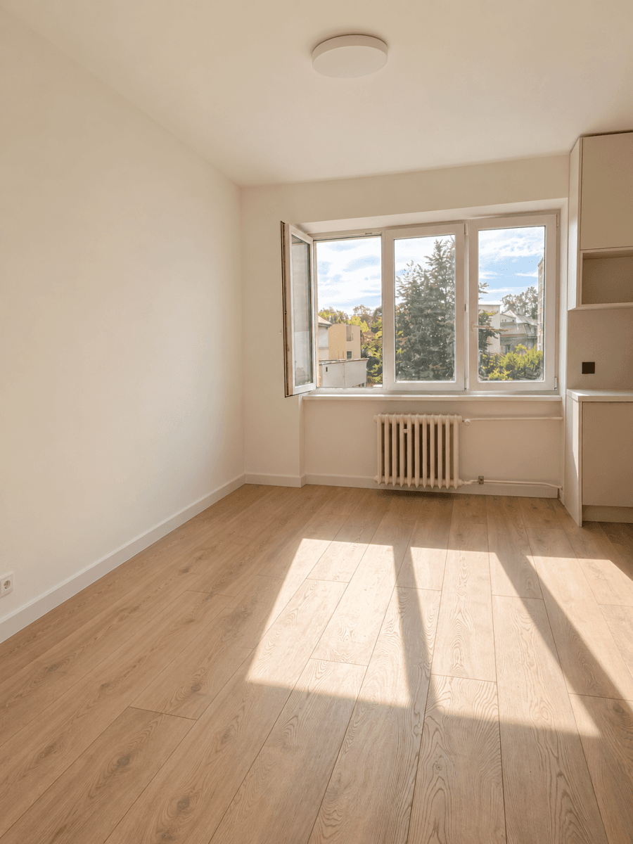 Pronájem bytu 1+kk 35 m², Tomanova, Plzeň, Plzeňský kraj Pronájem bytu 1+kk 35 m², Tomanova, Plzeň, Plzeňský kraj