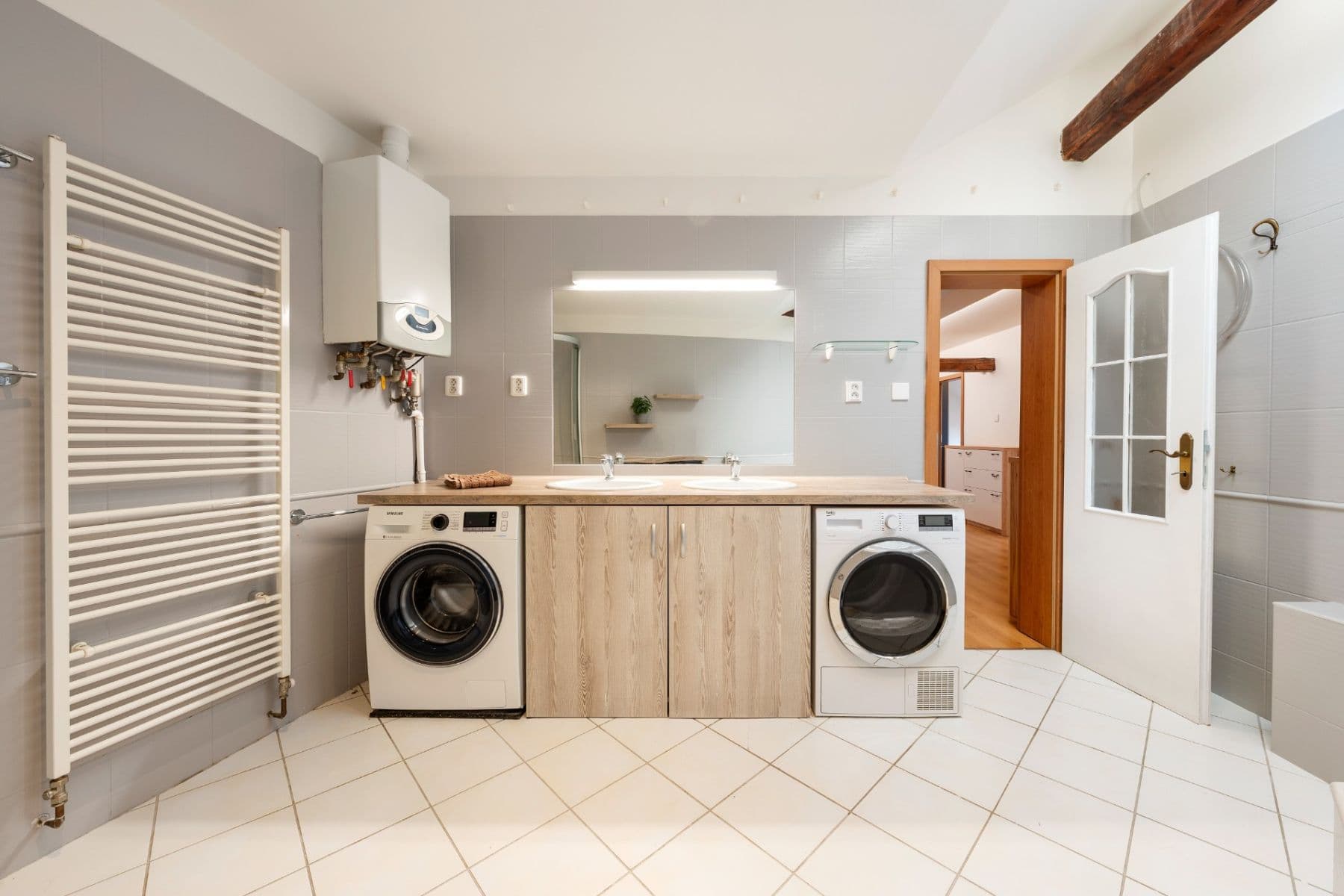 Prodej bytu 4+1 139 m², Tržní, Brno, Jihomoravský kraj Prodej bytu 4+1 139 m², Tržní, Brno, Jihomoravský kraj