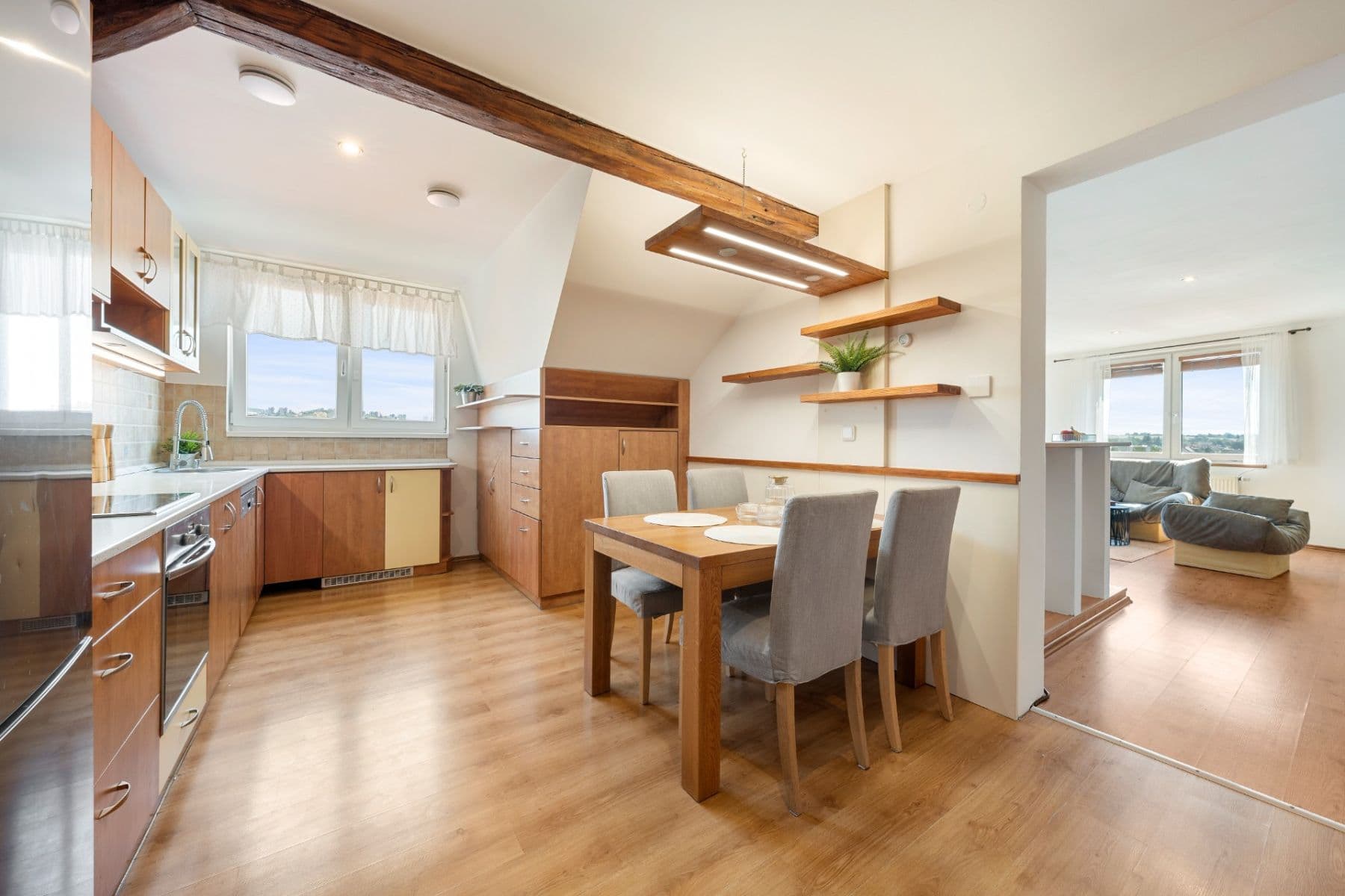 Prodej bytu 4+1 139 m², Tržní, Brno, Jihomoravský kraj Prodej bytu 4+1 139 m², Tržní, Brno, Jihomoravský kraj