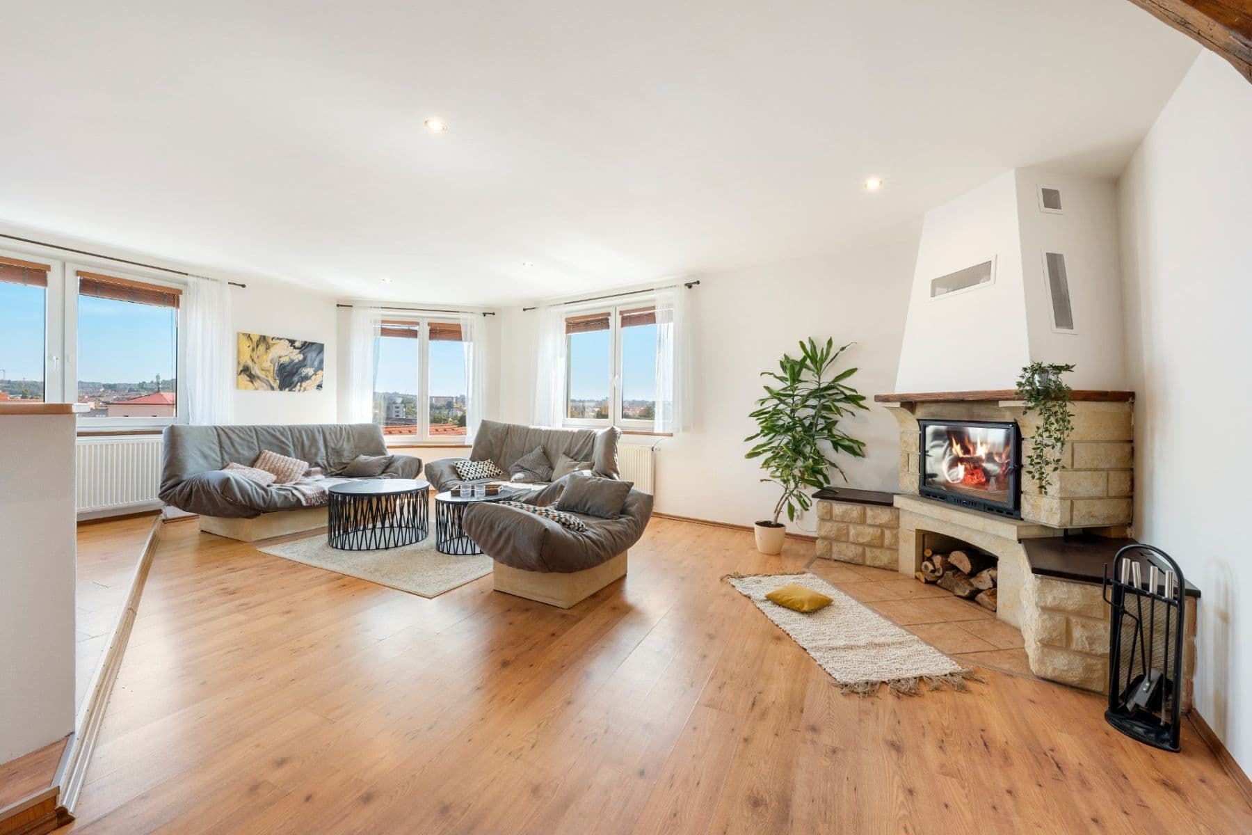 Prodej bytu 4+1 139 m², Tržní, Brno, Jihomoravský kraj Prodej bytu 4+1 139 m², Tržní, Brno, Jihomoravský kraj