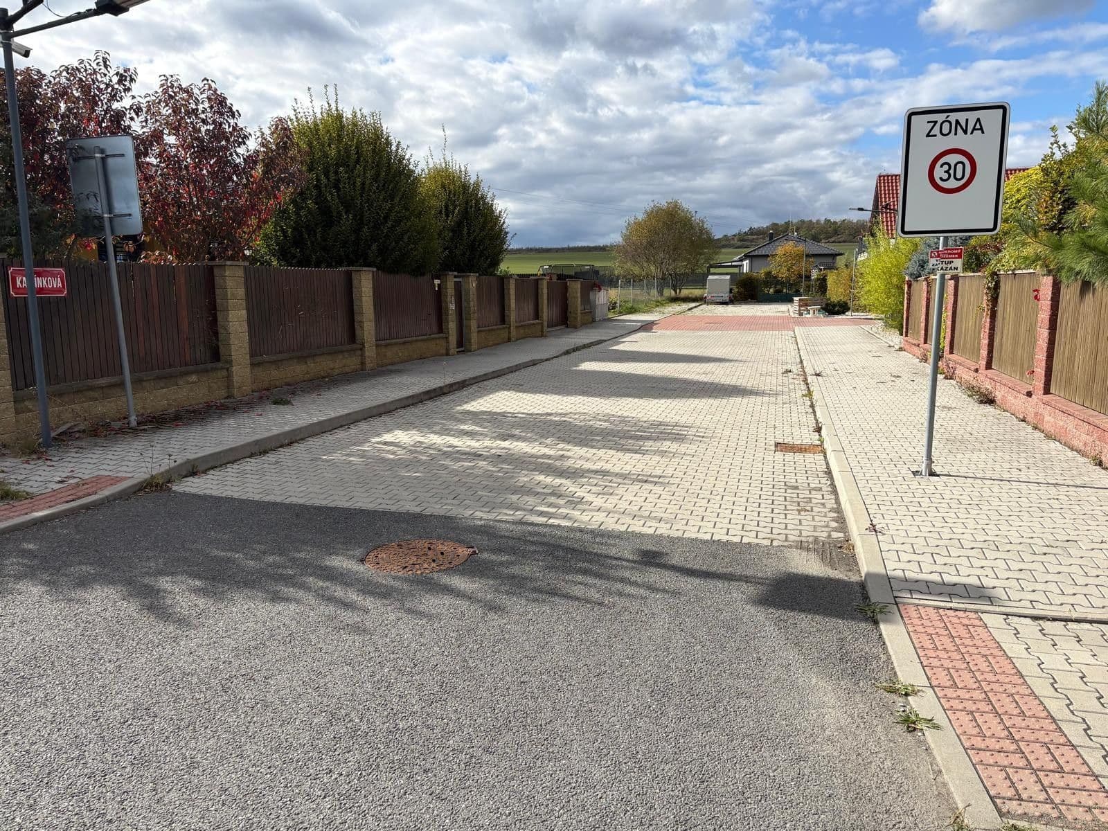Prodej pozemku 1.069 m², Plzeň, Plzeňský kraj Prodej pozemku 1.069 m², Plzeň, Plzeňský kraj