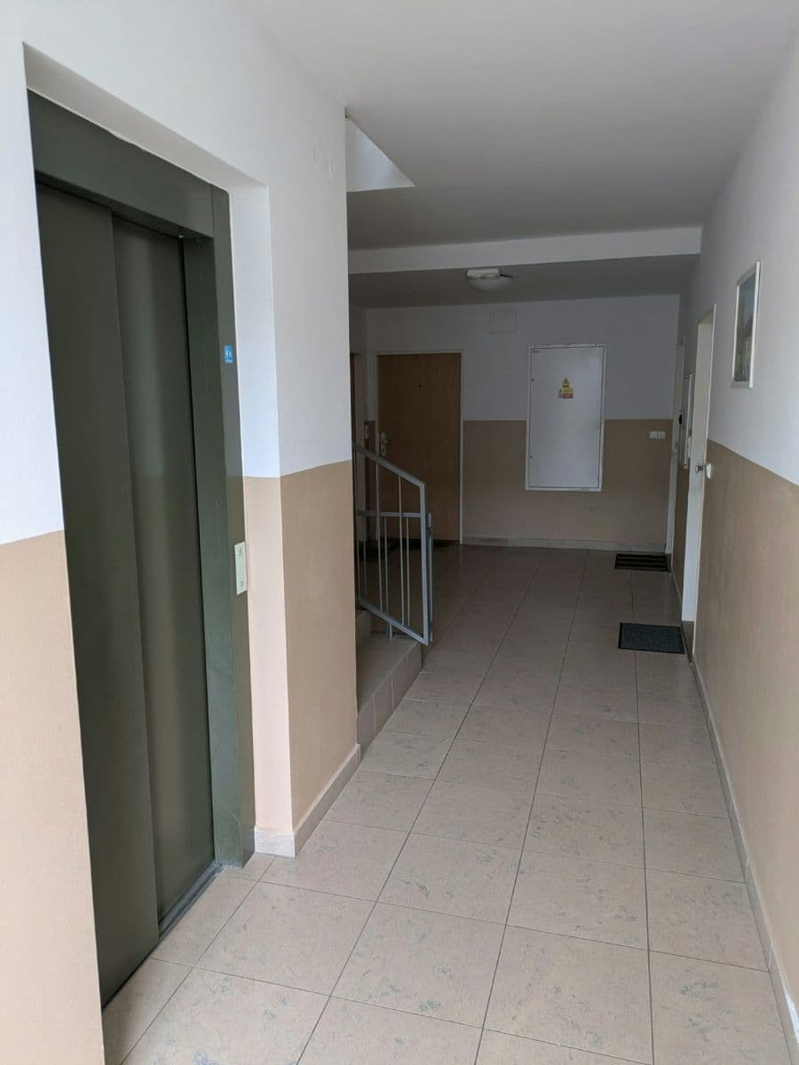 Prodej bytu 2+kk 63 m², Přemyslovská, Roztoky, Středočeský kraj Prodej bytu 2+kk 63 m², Přemyslovská, Roztoky, Středočeský kraj