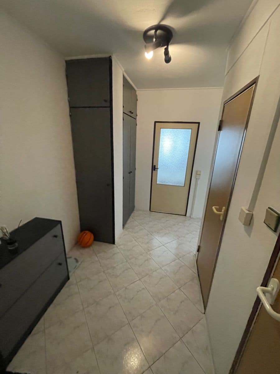Pronájem bytu 2+kk 60 m², Ke Kamínce, Praha, Praha Pronájem bytu 2+kk 60 m², Ke Kamínce, Praha, Praha