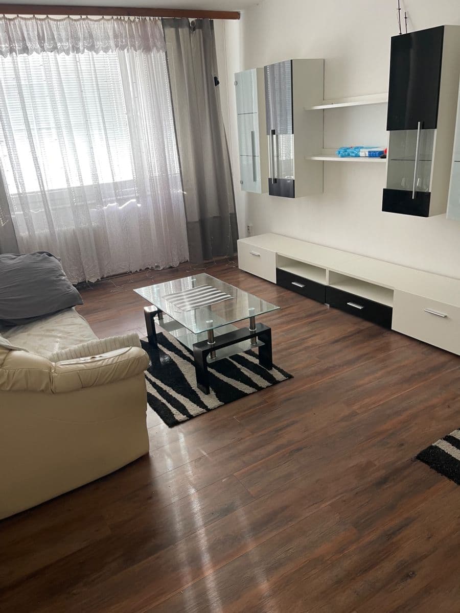Pronájem bytu 2+kk 60 m², Ke Kamínce, Praha, Praha Pronájem bytu 2+kk 60 m², Ke Kamínce, Praha, Praha