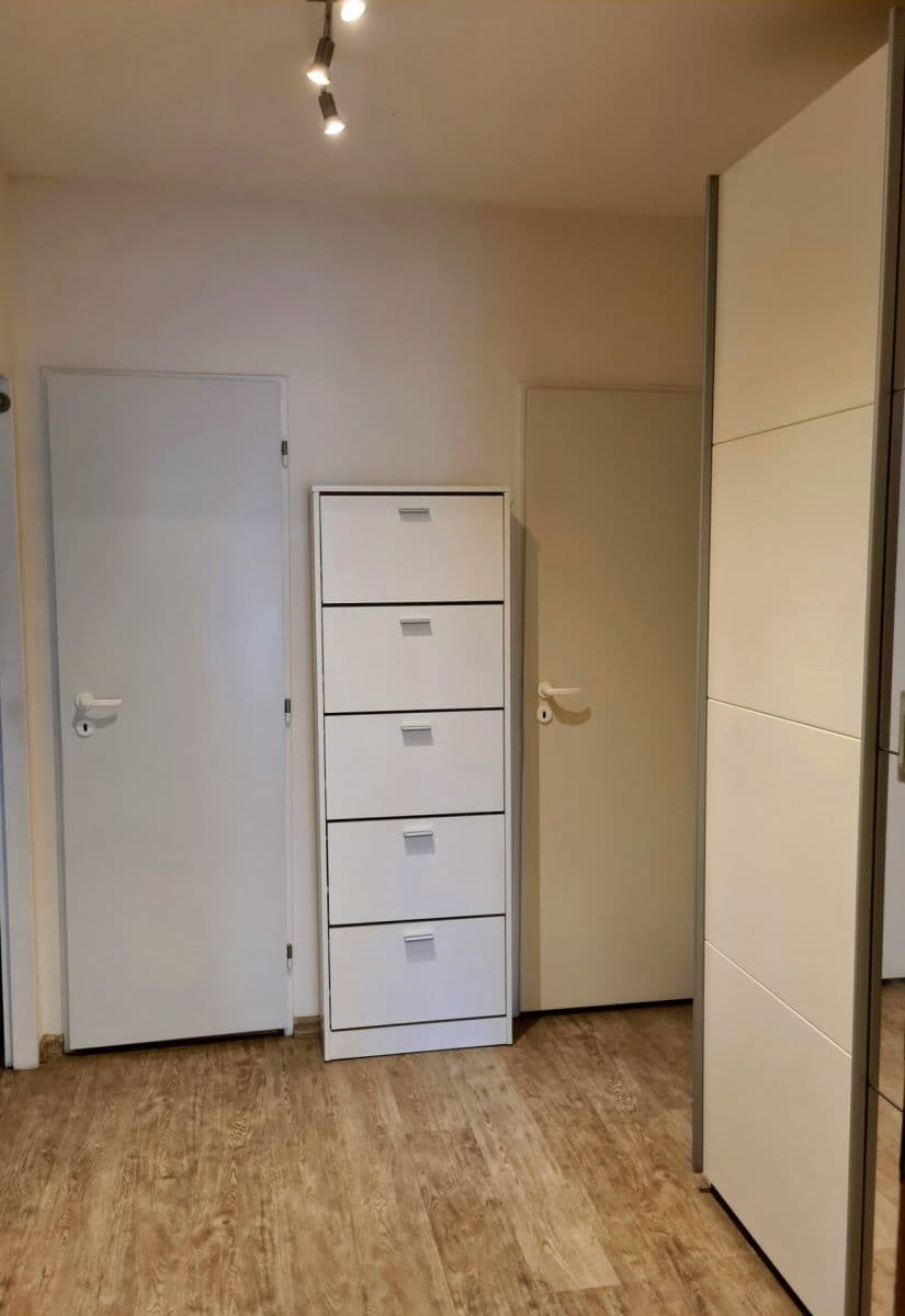 Pronájem bytu 2+kk 46 m², Bouřilova, Praha, Praha Pronájem bytu 2+kk 46 m², Bouřilova, Praha, Praha