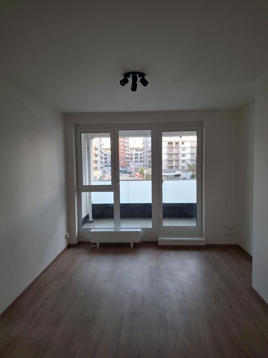 Pronájem bytu 2+kk 43 m², Pod Harfou, Praha, Praha Pronájem bytu 2+kk 43 m², Pod Harfou, Praha, Praha