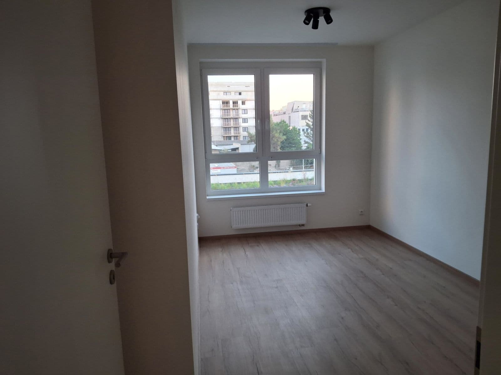 Pronájem bytu 2+kk 43 m², Pod Harfou, Praha, Praha Pronájem bytu 2+kk 43 m², Pod Harfou, Praha, Praha
