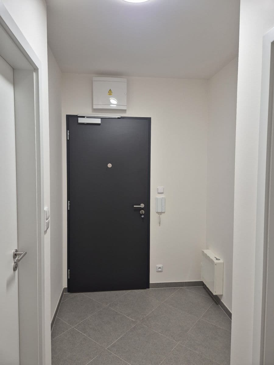 Pronájem bytu 2+kk 43 m², Pod Harfou, Praha, Praha Pronájem bytu 2+kk 43 m², Pod Harfou, Praha, Praha