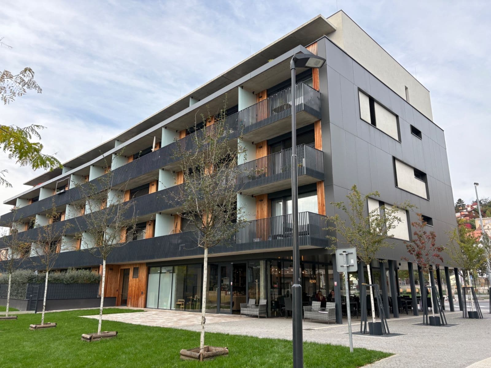 Pronájem bytu 1+kk 40 m², Skálové, Praha, Praha Pronájem bytu 1+kk 40 m², Skálové, Praha, Praha