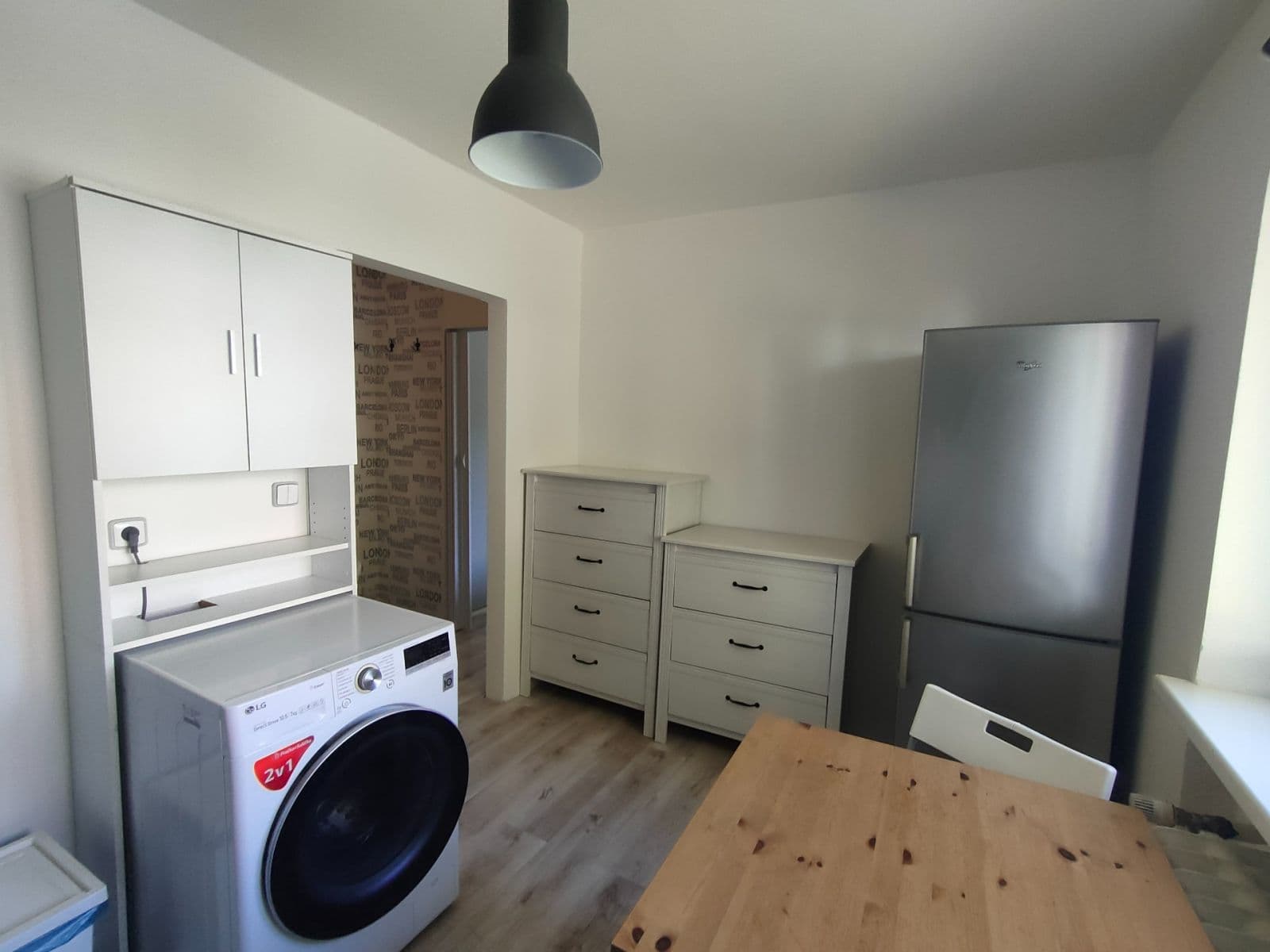 Pronájem bytu 1+1 30 m², J. A. Komenského, Stochov, Středočeský kraj Pronájem bytu 1+1 30 m², J. A. Komenského, Stochov, Středočeský kraj