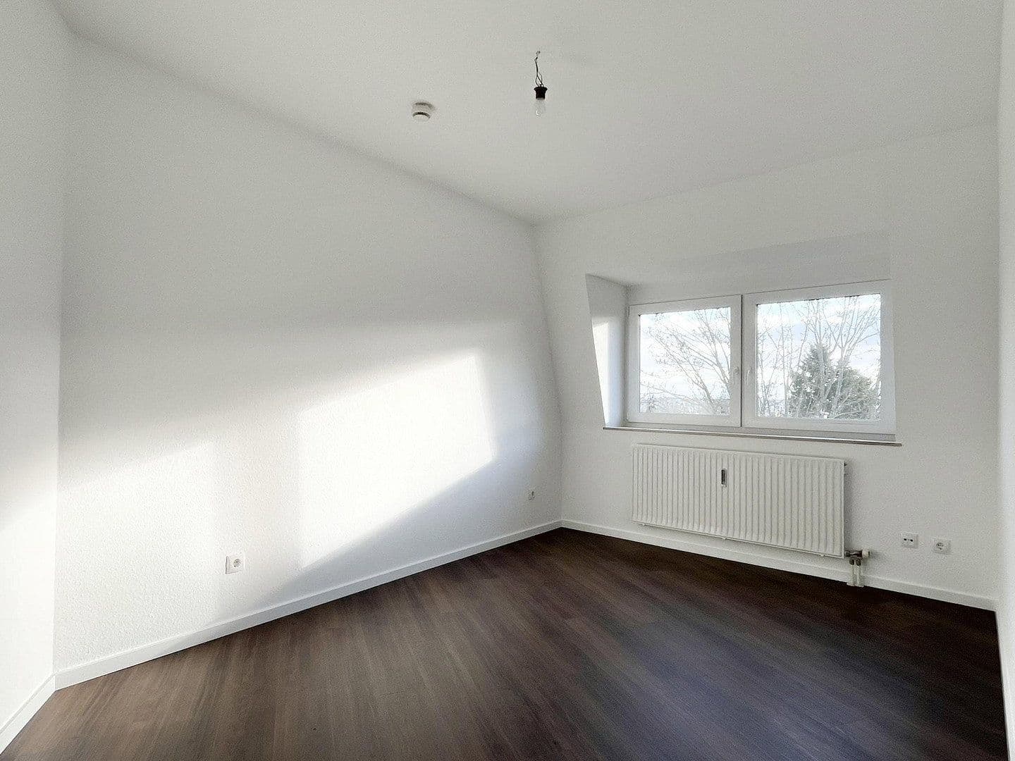 Pronájem bytu 3+1 65 m², Am Leiderat 7, Neustadt an der Weinstraße, Porýní-Falc Pronájem bytu 3+1 65 m², Am Leiderat 7, Neustadt an der Weinstraße, Porýní-Falc