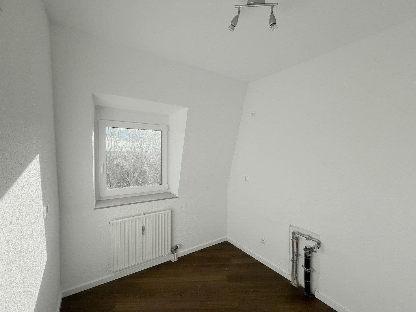 Pronájem bytu 3+1 65 m², Am Leiderat 7, Neustadt an der Weinstraße, Porýní-Falc Pronájem bytu 3+1 65 m², Am Leiderat 7, Neustadt an der Weinstraße, Porýní-Falc