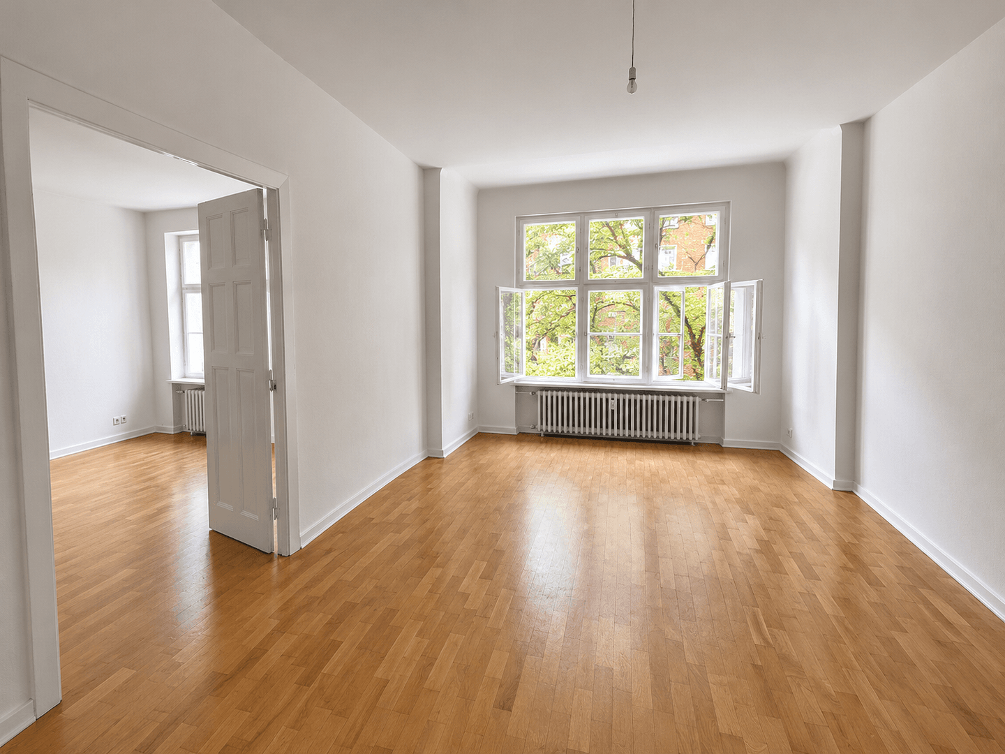 Pronájem bytu 4+1 127 m², Duisburgerstr., Berlin, Berlín Pronájem bytu 4+1 127 m², Duisburgerstr., Berlin, Berlín