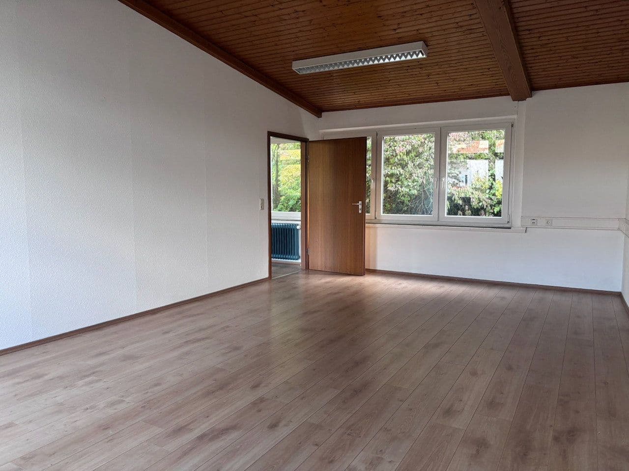 Pronájem kanceláře 130 m², Bunsenstrasse 22, Böblingen, Bádensko-Württembersko Pronájem kanceláře 130 m², Bunsenstrasse 22, Böblingen, Bádensko-Württembersko