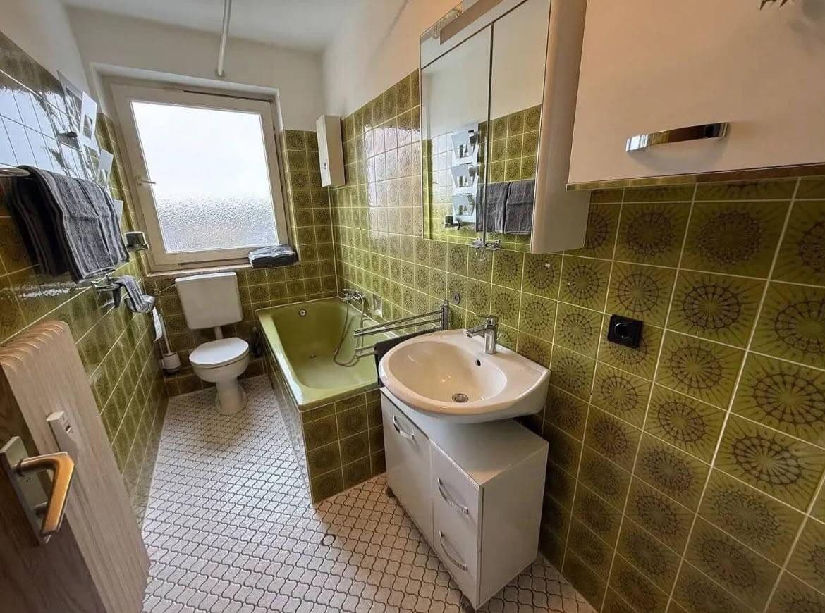 Pronájem bytu 1+1 25 m², Würzburger Ring 35, Erlangen, Bavorsko Pronájem bytu 1+1 25 m², Würzburger Ring 35, Erlangen, Bavorsko