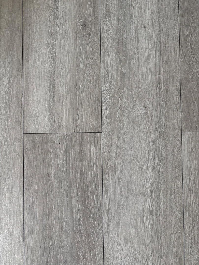 Prodej bytu 4+1 77 m², Hölderlin Str. 2, Stuhr, Dolní Sasko Prodej bytu 4+1 77 m², Hölderlin Str. 2, Stuhr, Dolní Sasko
