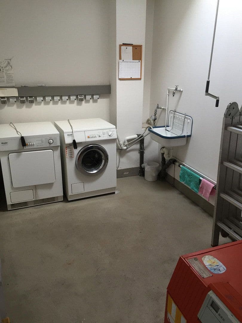 Prodej bytu 4+1 77 m², Hölderlin Str. 2, Stuhr, Dolní Sasko Prodej bytu 4+1 77 m², Hölderlin Str. 2, Stuhr, Dolní Sasko